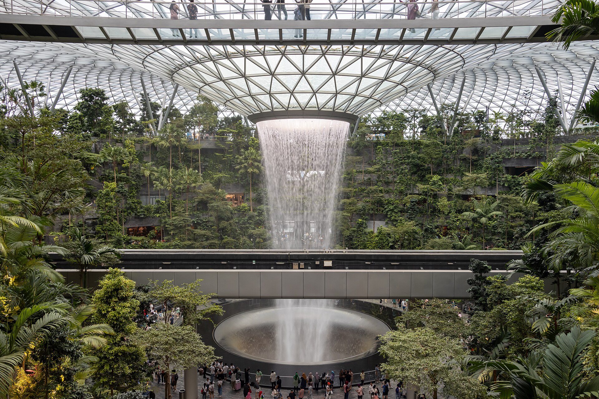 Changi airport jewel waterfall